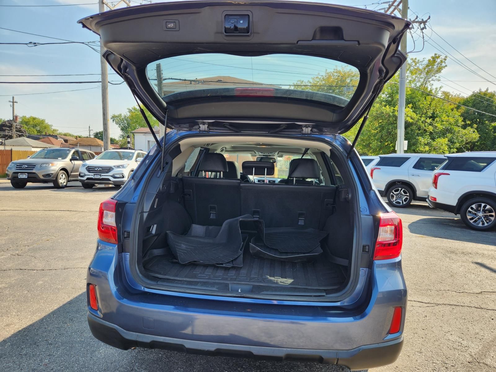 2016 Subaru Outback 2.5i 30