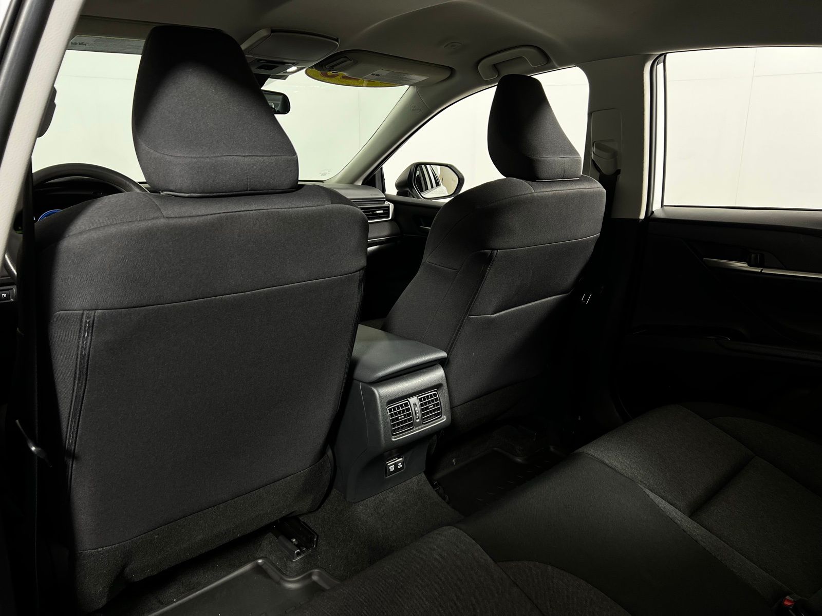 Thumbnail: 2025 Toyota Camry - 20