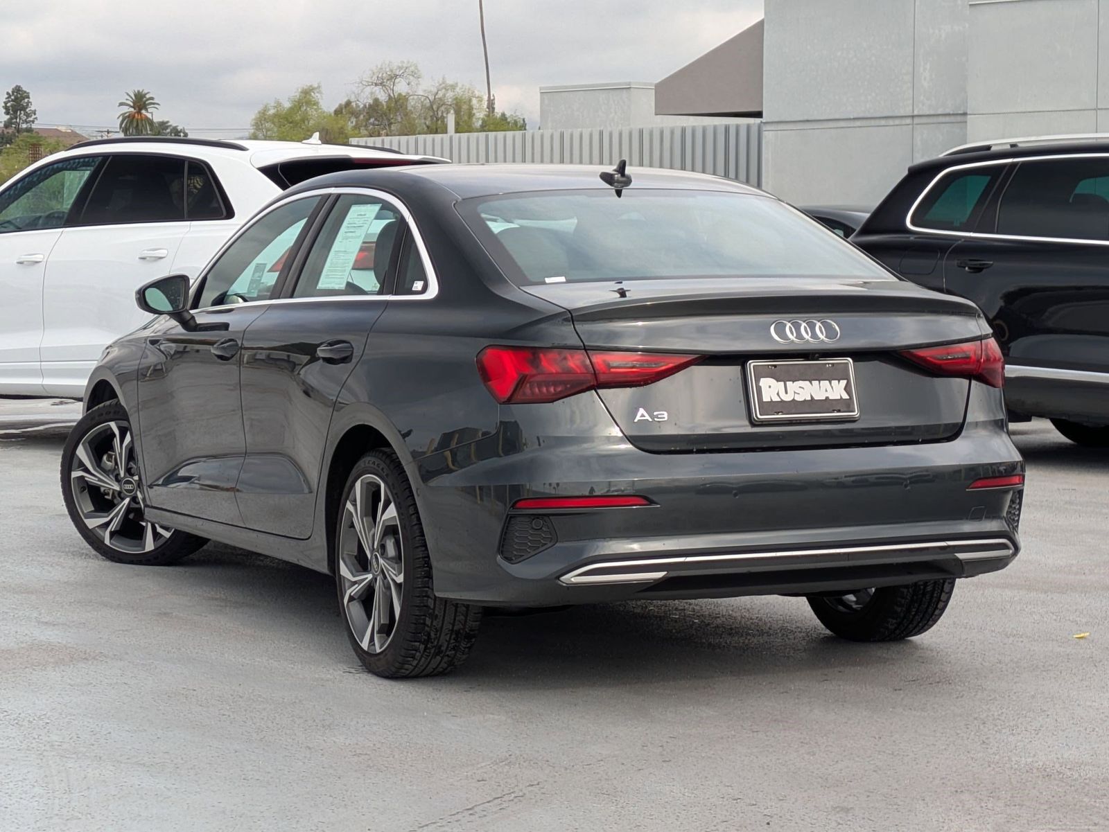 View vehicle photo 2