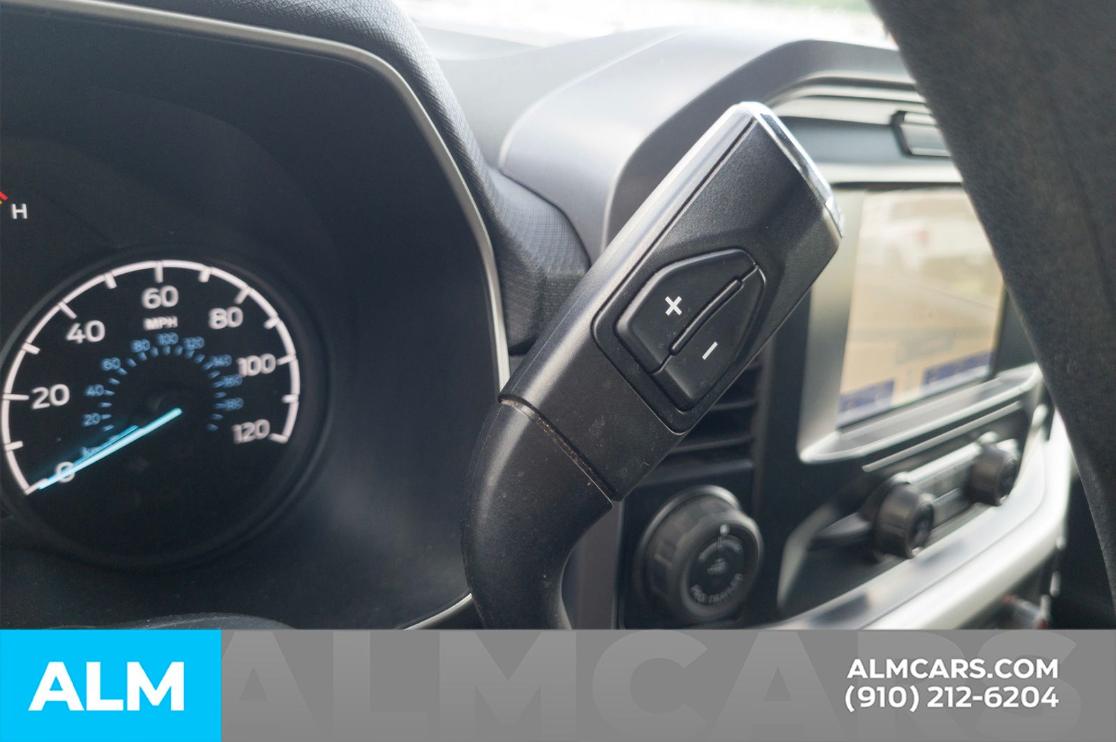 Used 2023  Ford XLT image 31