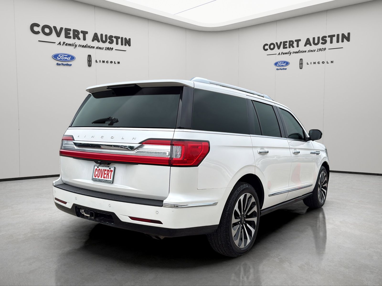 Used Car 2018 Lincoln Navigator  Select For Sale Under $25,000 In Austin, Texas