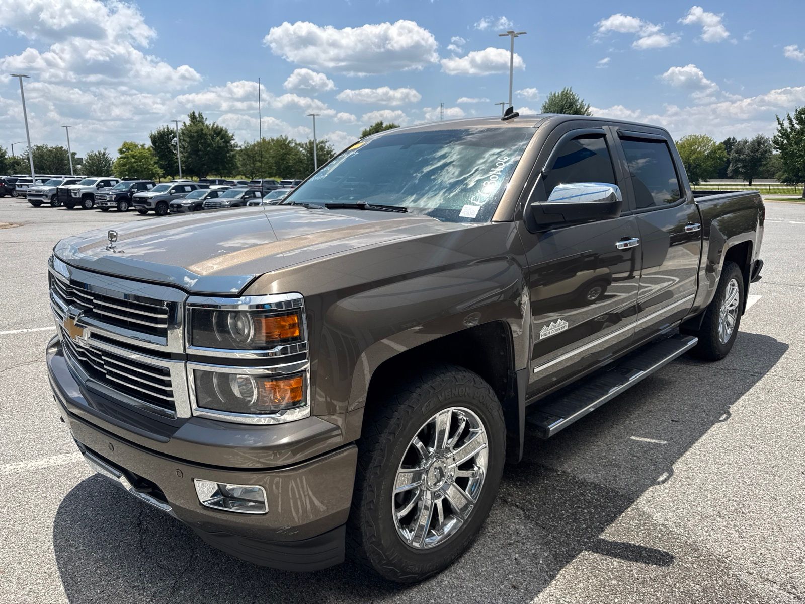2014 Chevrolet Silverado 1500 Brownstone Metallic Camioneta Todo terreno 6 velocidades Automática marcha alta