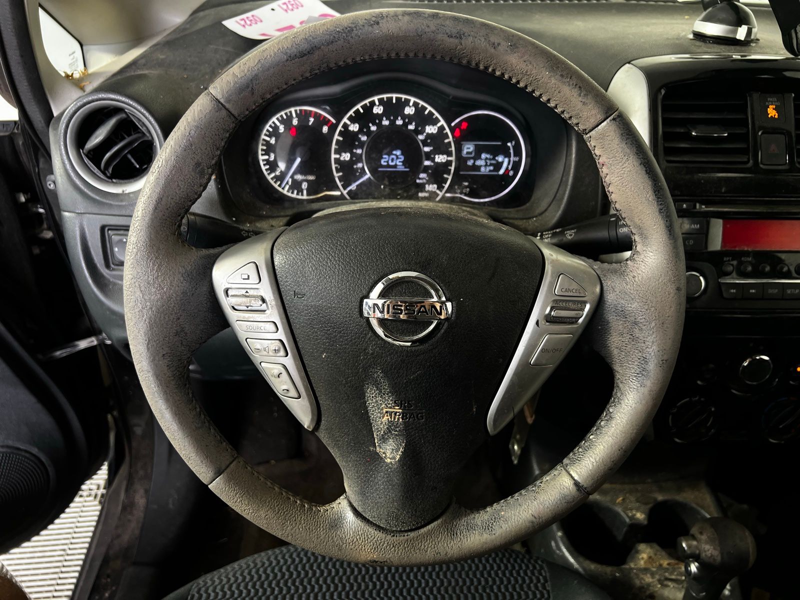 Thumbnail: 2015 Nissan Versa Note - 9