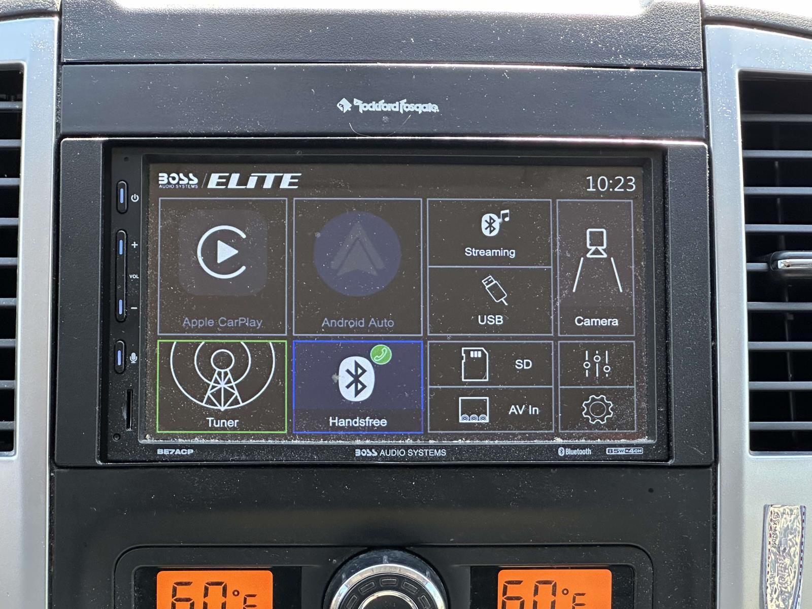 Used 2018 Black Nissan PRO-4X image 4