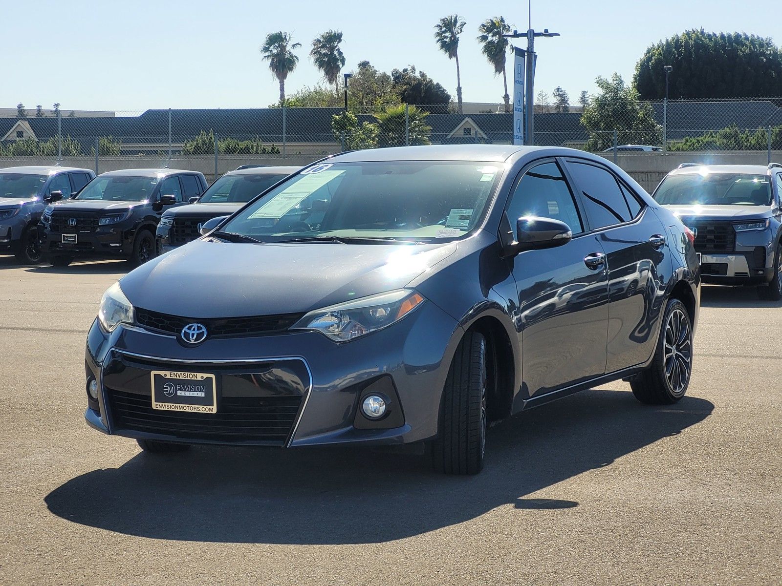 View vehicle photo 3