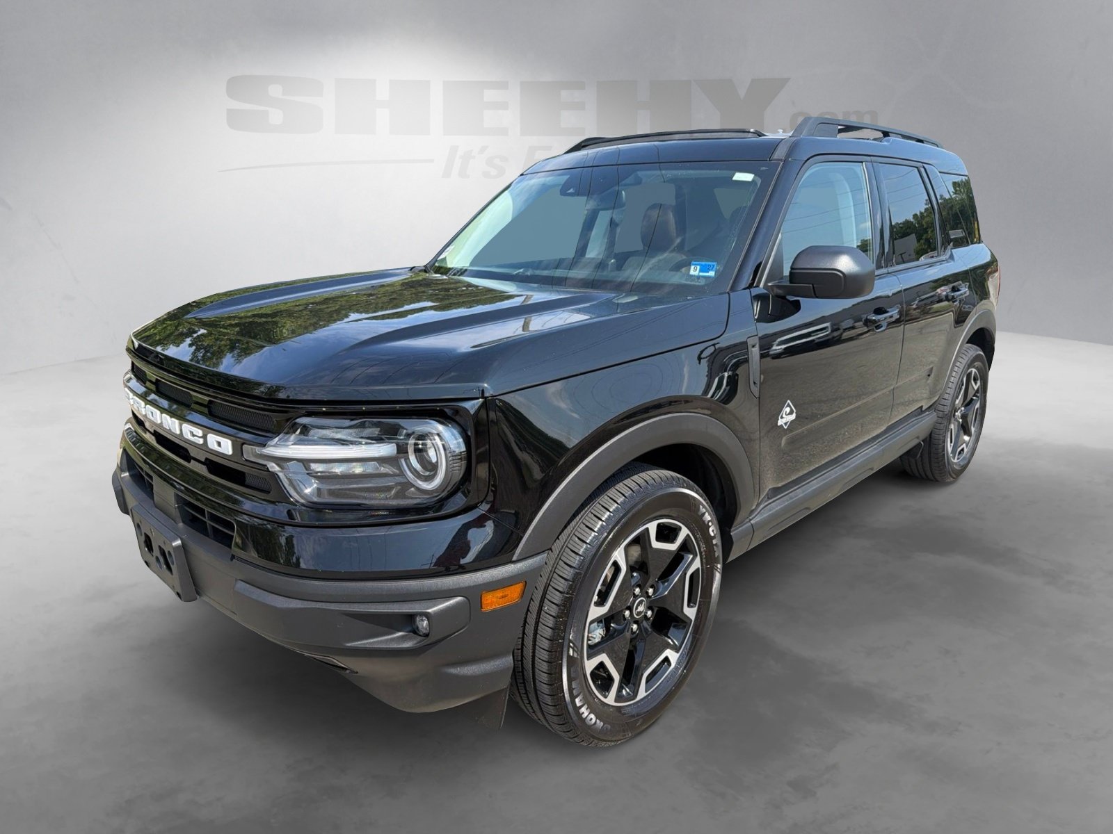 Certified Used 2021 Shadow Black Ford Outer Banks image 16