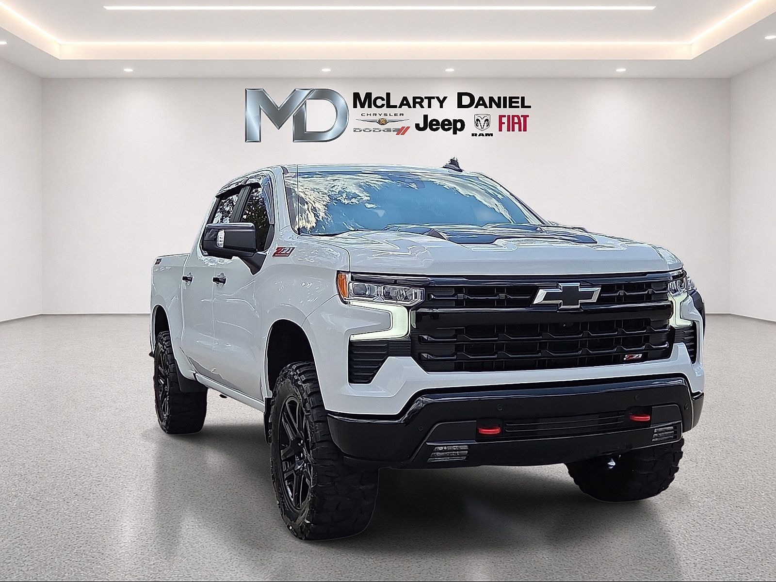 Summit White 2025 Chevrolet Silverado 1500 Pickup Truck Four-Wheel Drive Automatic