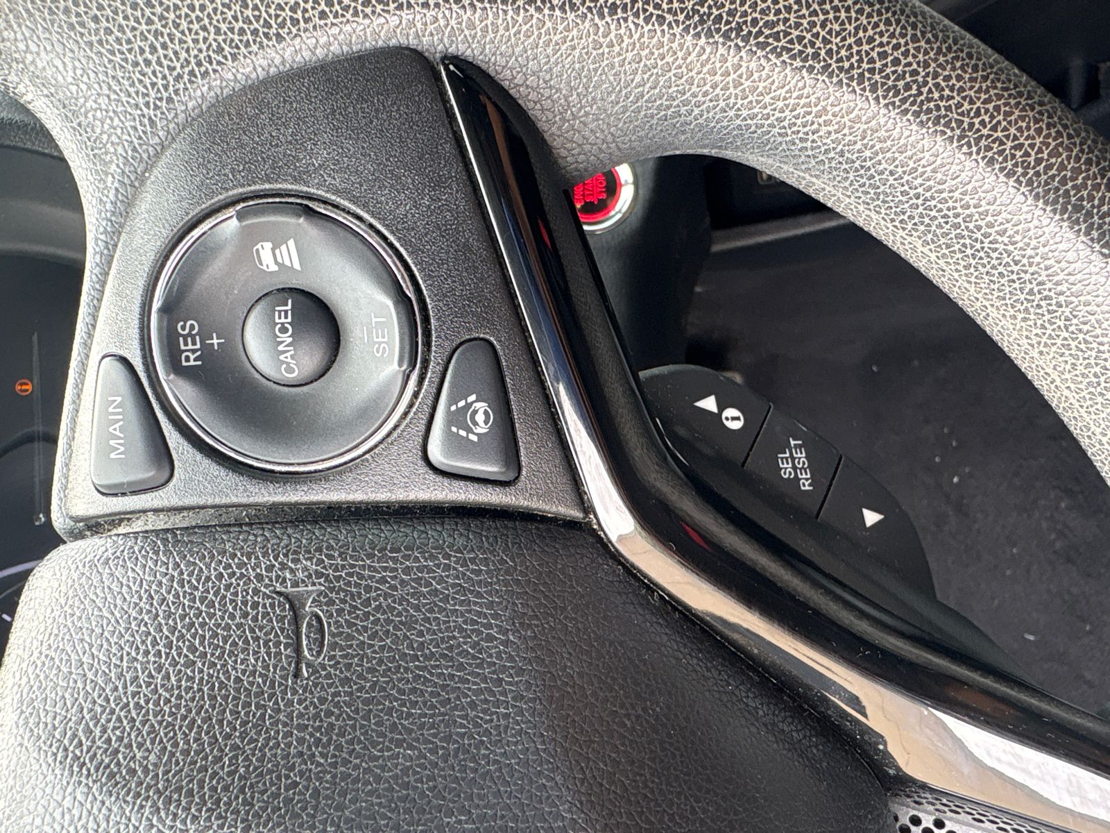 Used 2019  Honda EX image 17