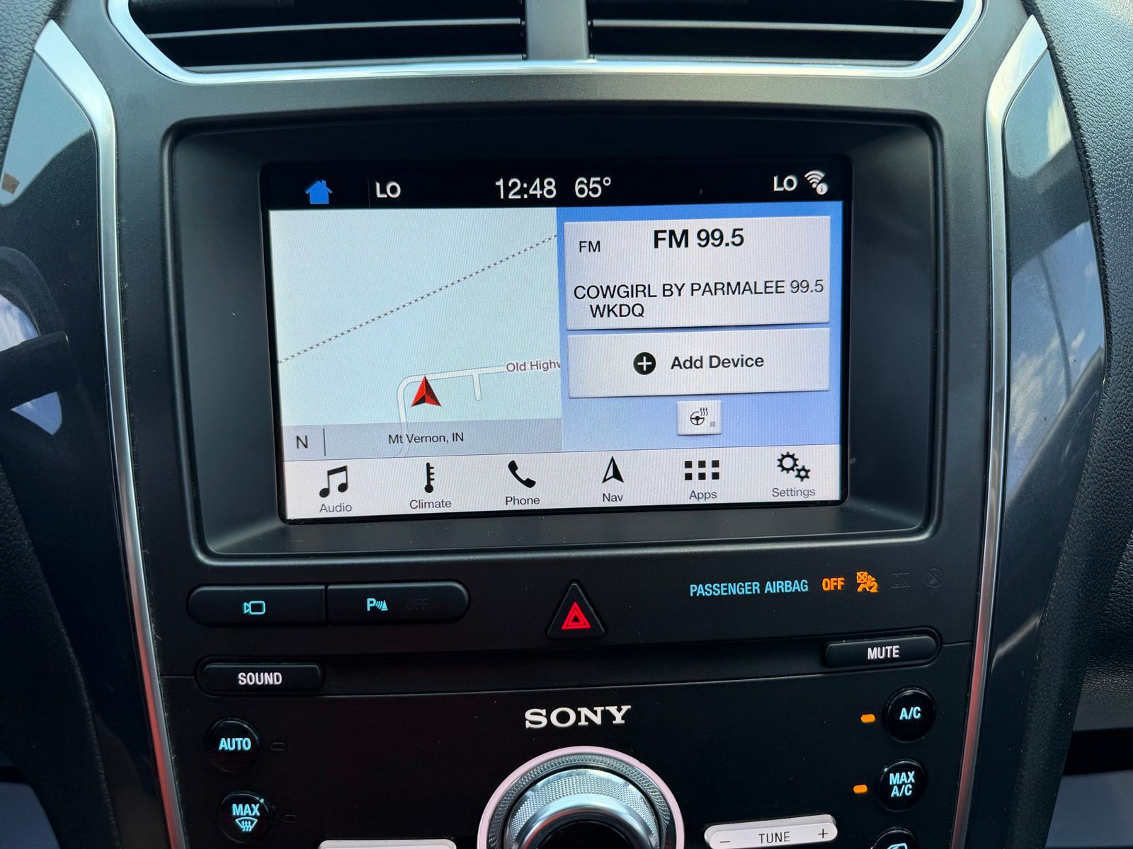 2019 Ford Explorer image 21
