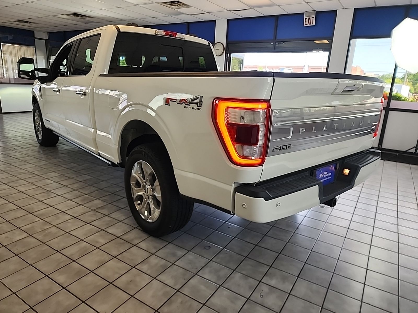 Certified Used 2022 White Metallic Ford Platinum image 8