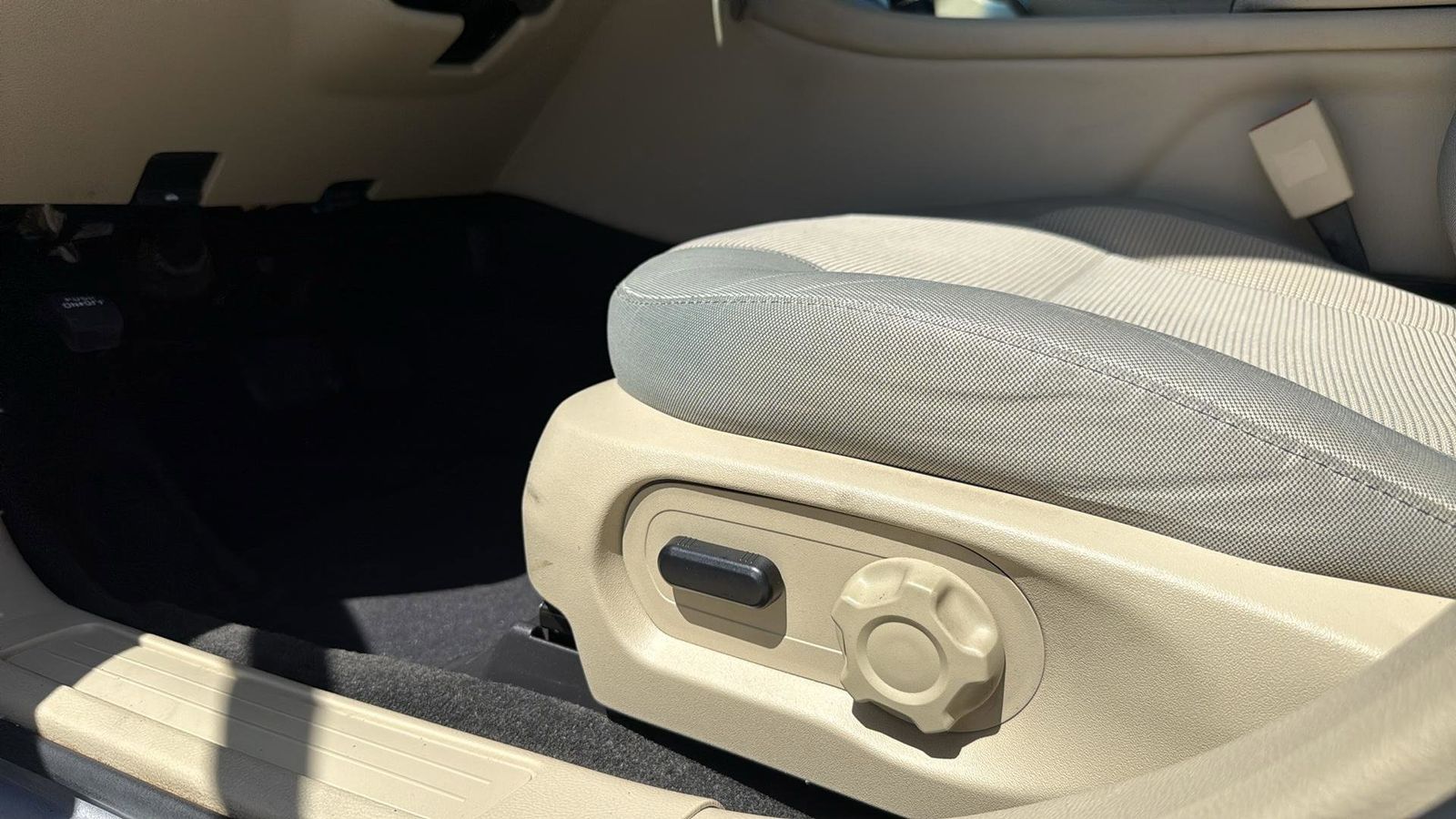 Used Car 2014 Ford Taurus  Sel For Sale Under $10,000 In Austin, Texas