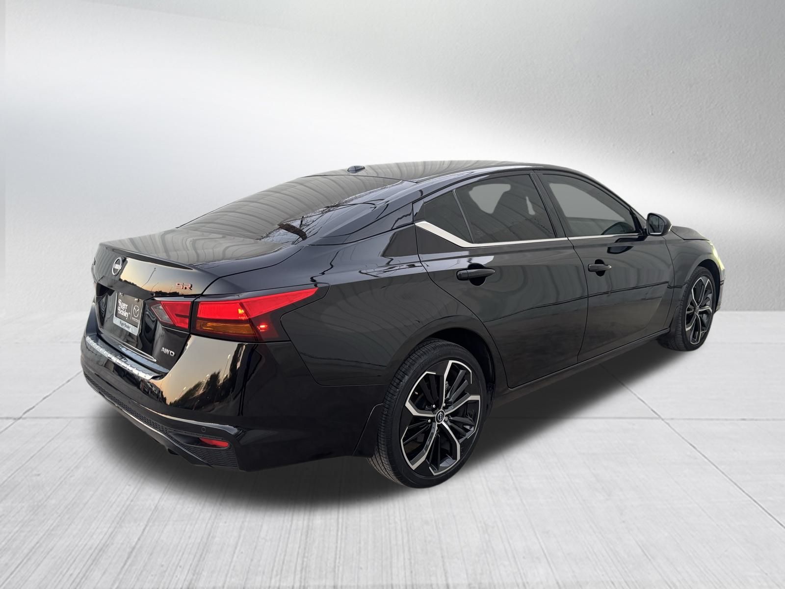 Used Car 2023 Nissan Altima  2.5 Sr For Sale Under $25,000 In Austin, Texas