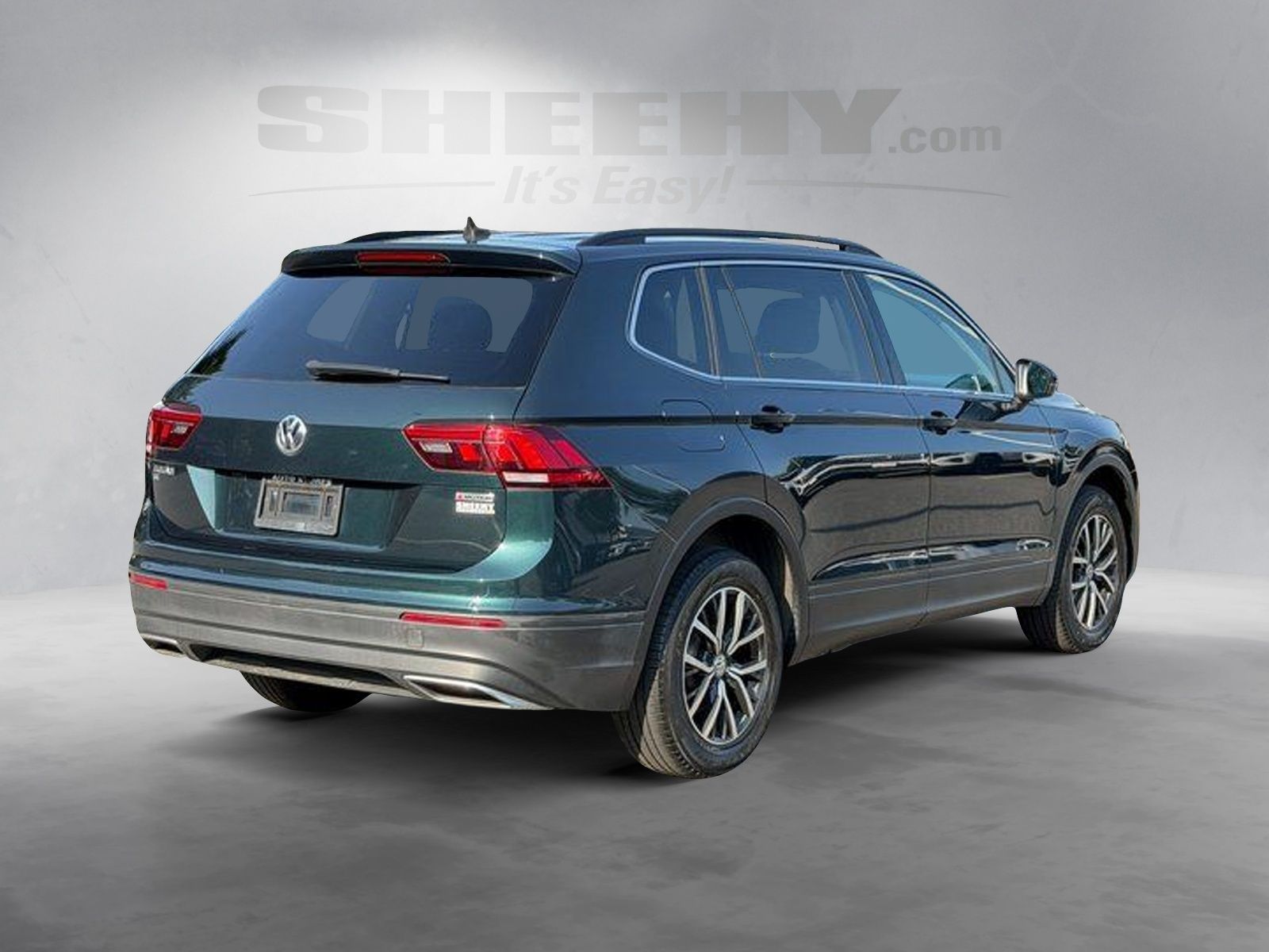 Used 2019 Green Volkswagen 2.0T SE image 12