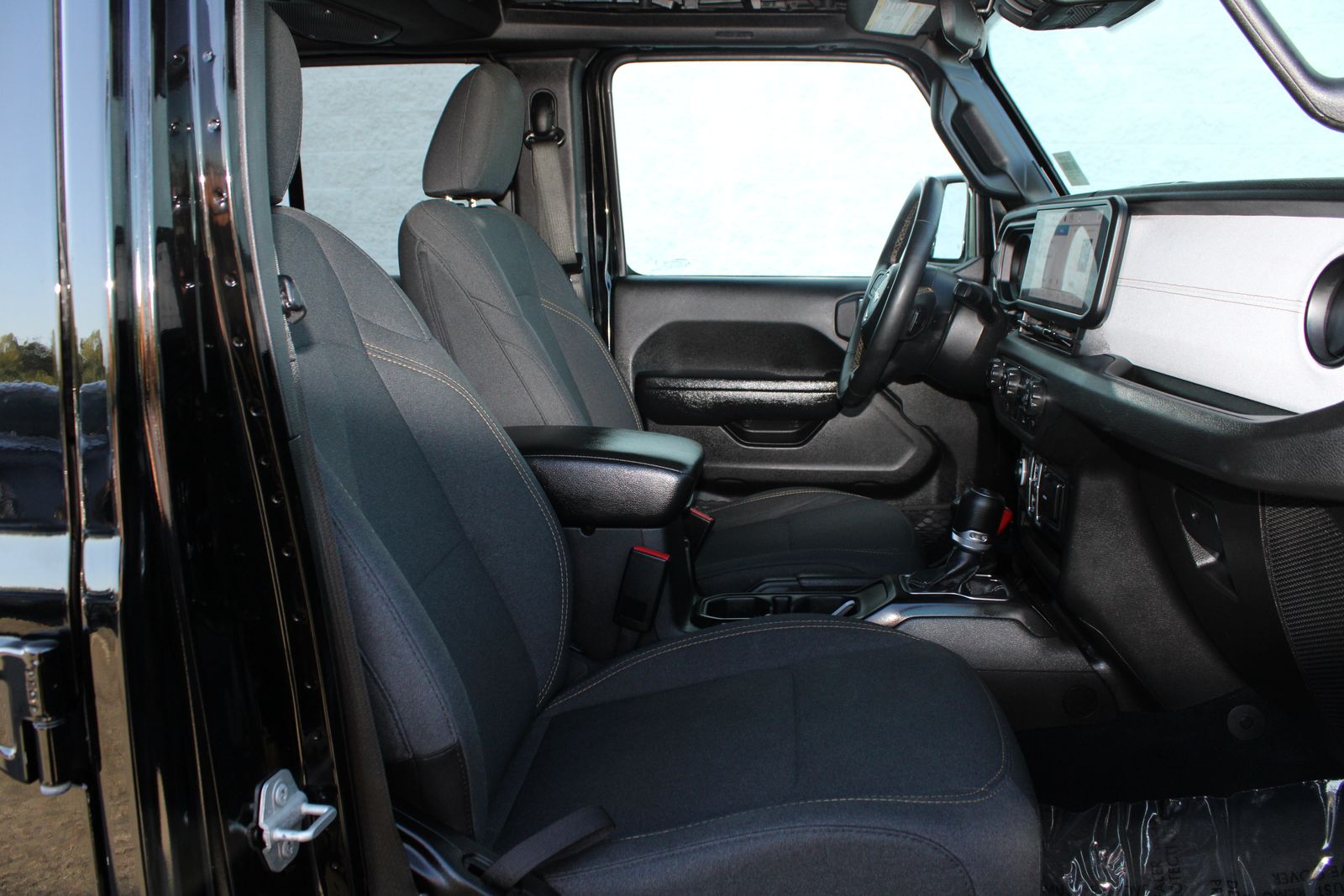 Used 2024 Black Jeep Sport S 4xe image 25