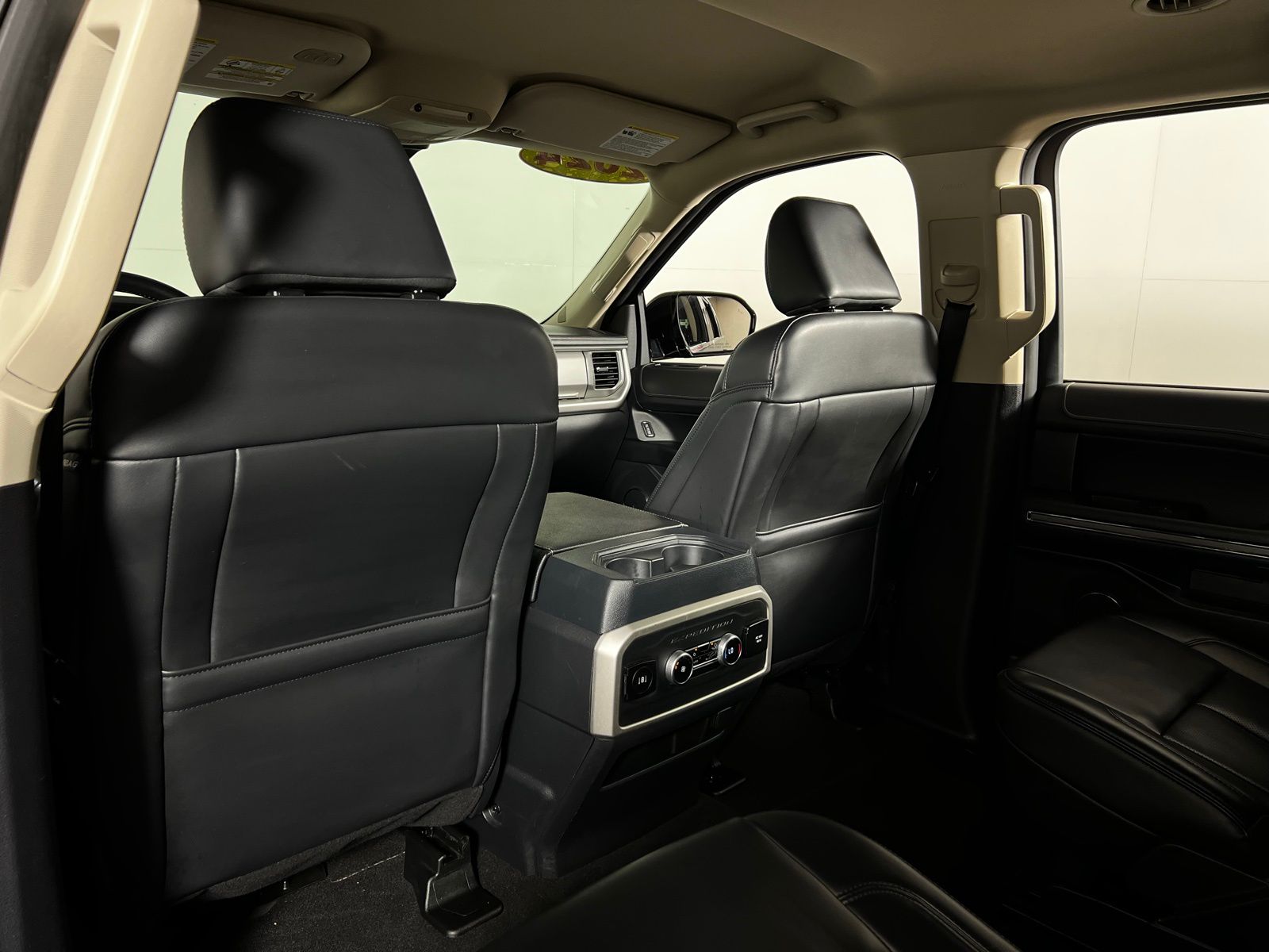 Thumbnail: 2024 Ford Expedition - 24