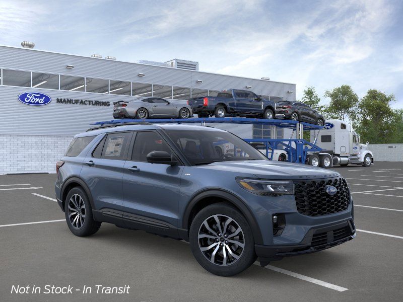 2026 Ford Explorer ST-LINE 4WD's photo