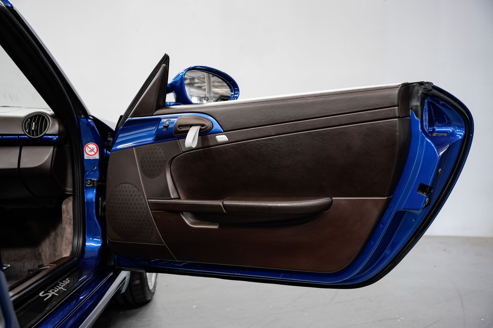 2011 Porsche Boxster Spyder — photo 25