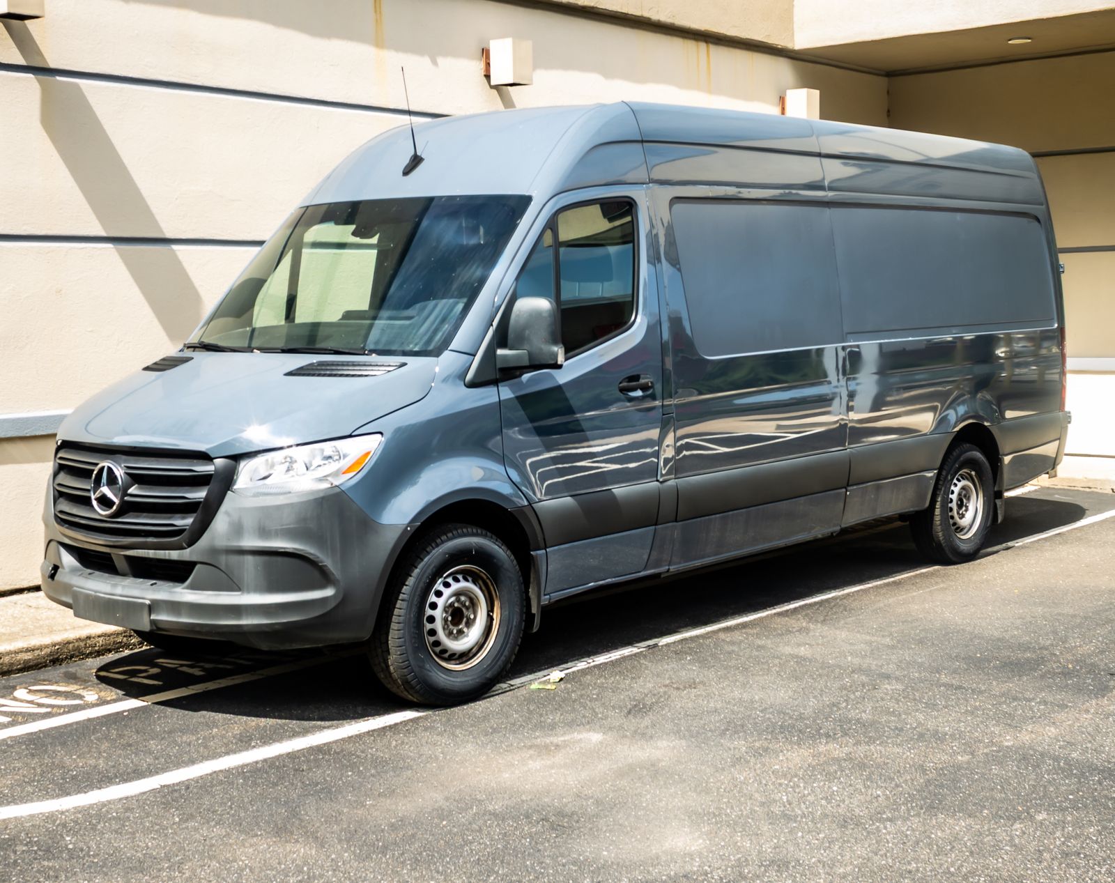  2019 Mercedes-Benz Sprinter 3500 170 V6 High Roof Crew Van RWD   