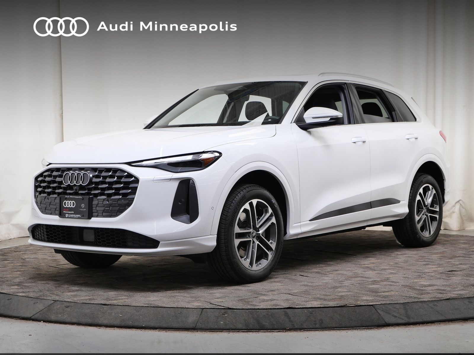 Arkona White 2025 Audi Q5 SUV / Crossover All-Wheel Drive 7-Speed Automatic