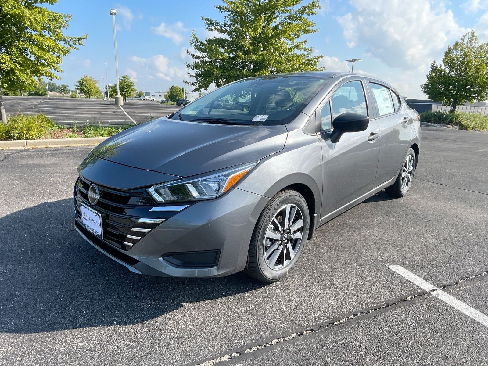 2024 Nissan Versa 1.6 S 24