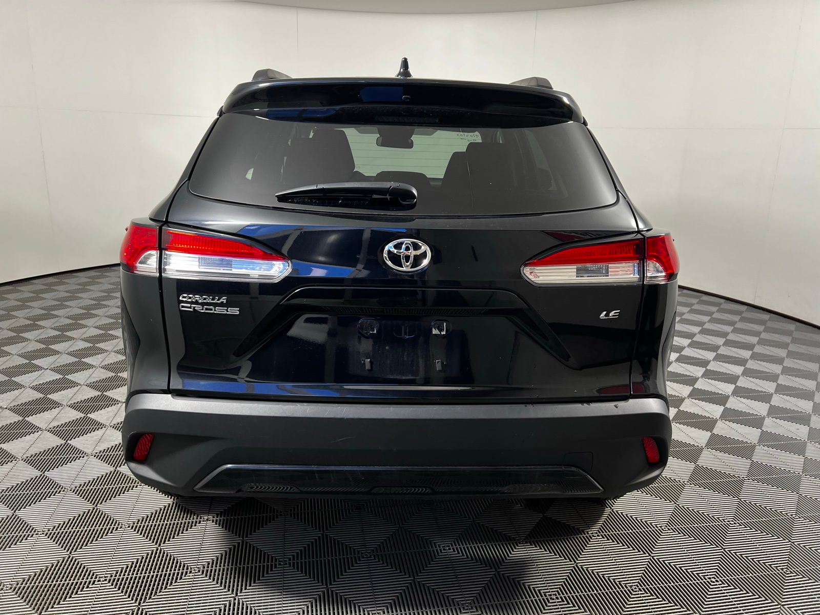 Thumbnail: 2024 Toyota Corolla Cross - 6