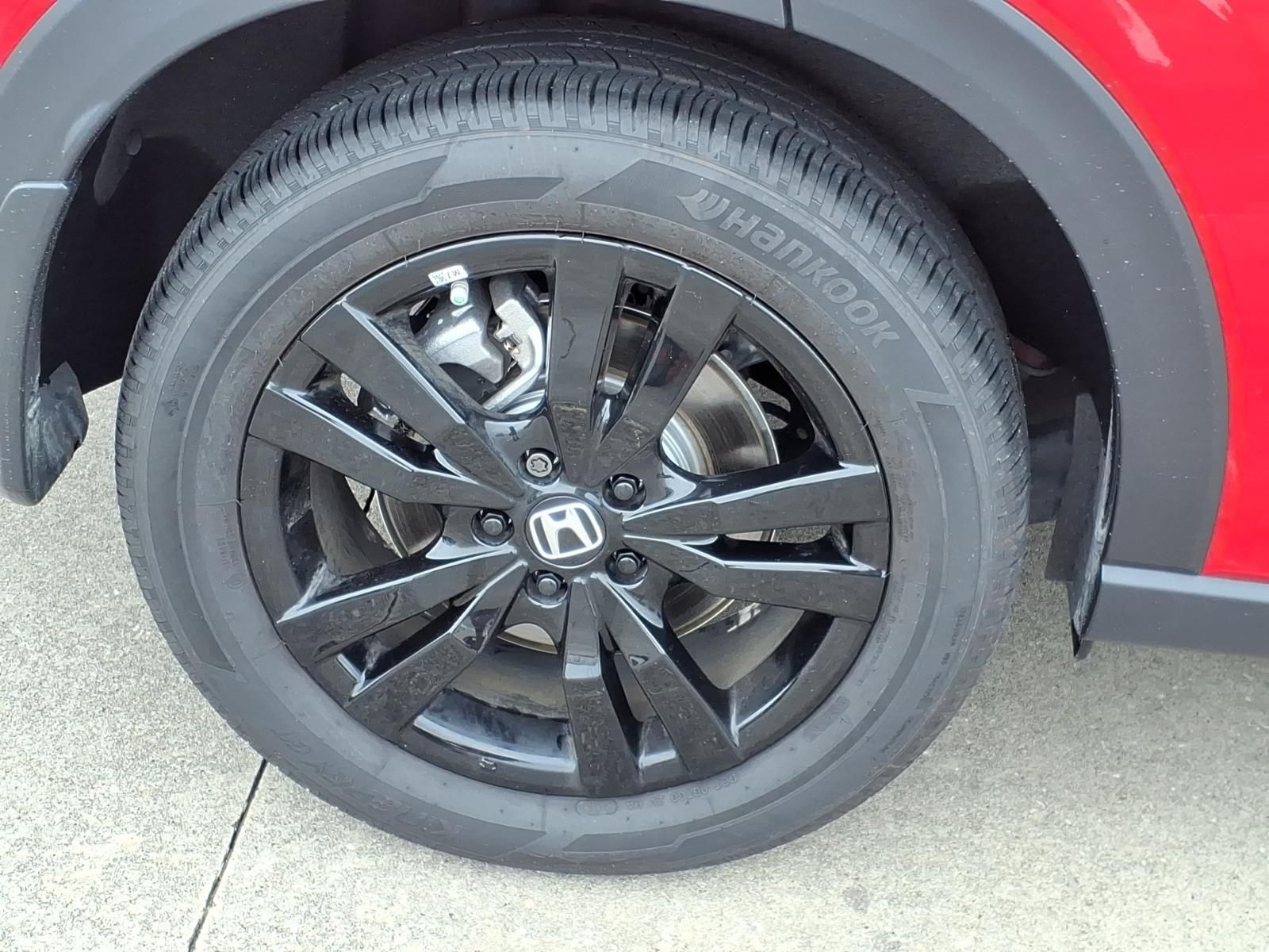 View vehicle photo 5