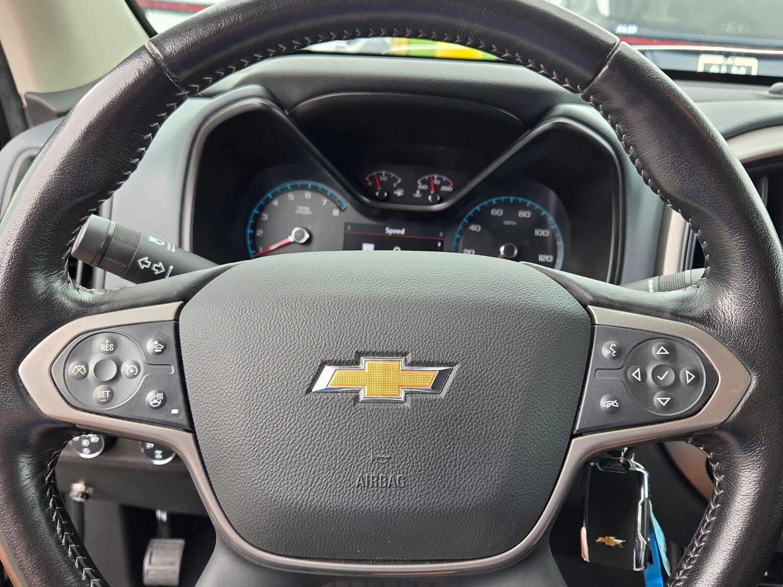 Used 2022 Black Chevrolet Z71 image 24