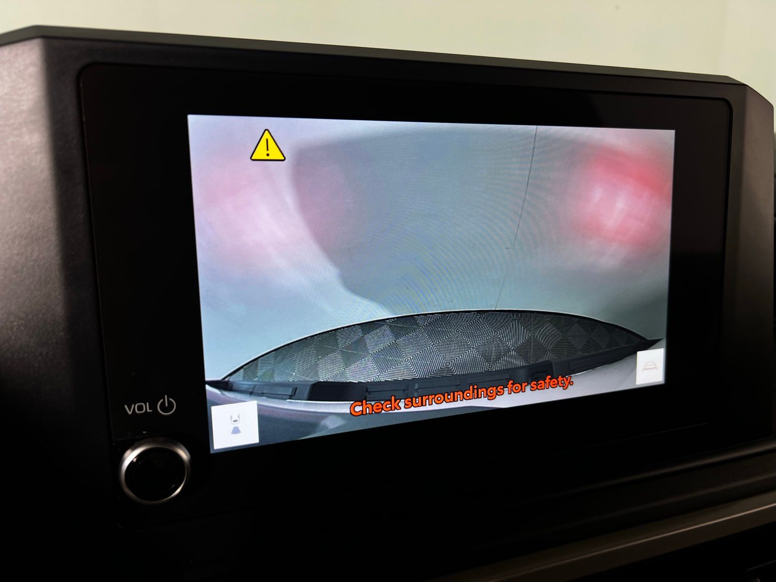 Thumbnail: 2025 Toyota Tacoma - 18