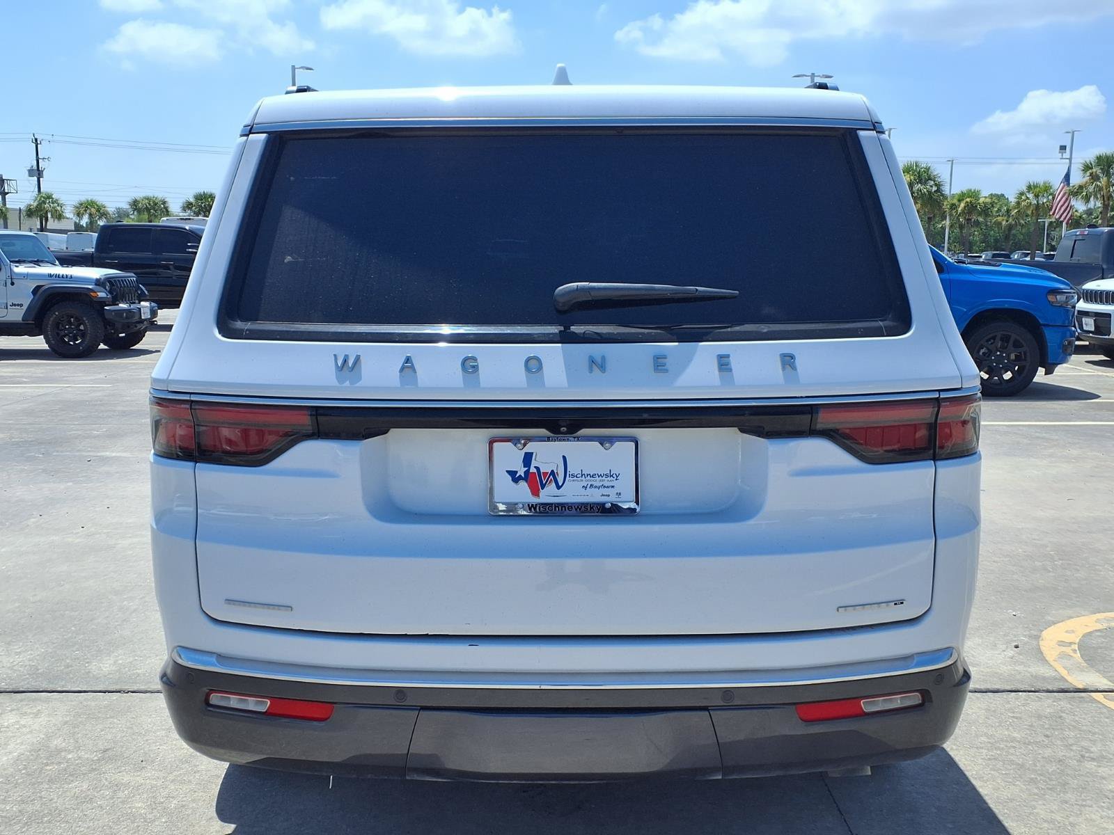 2022 Jeep Wagoneer Series II White at Texan Dodge Chrysler Jeep Ram