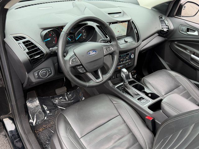 Used 2018 Shadow Black Ford SEL image 38