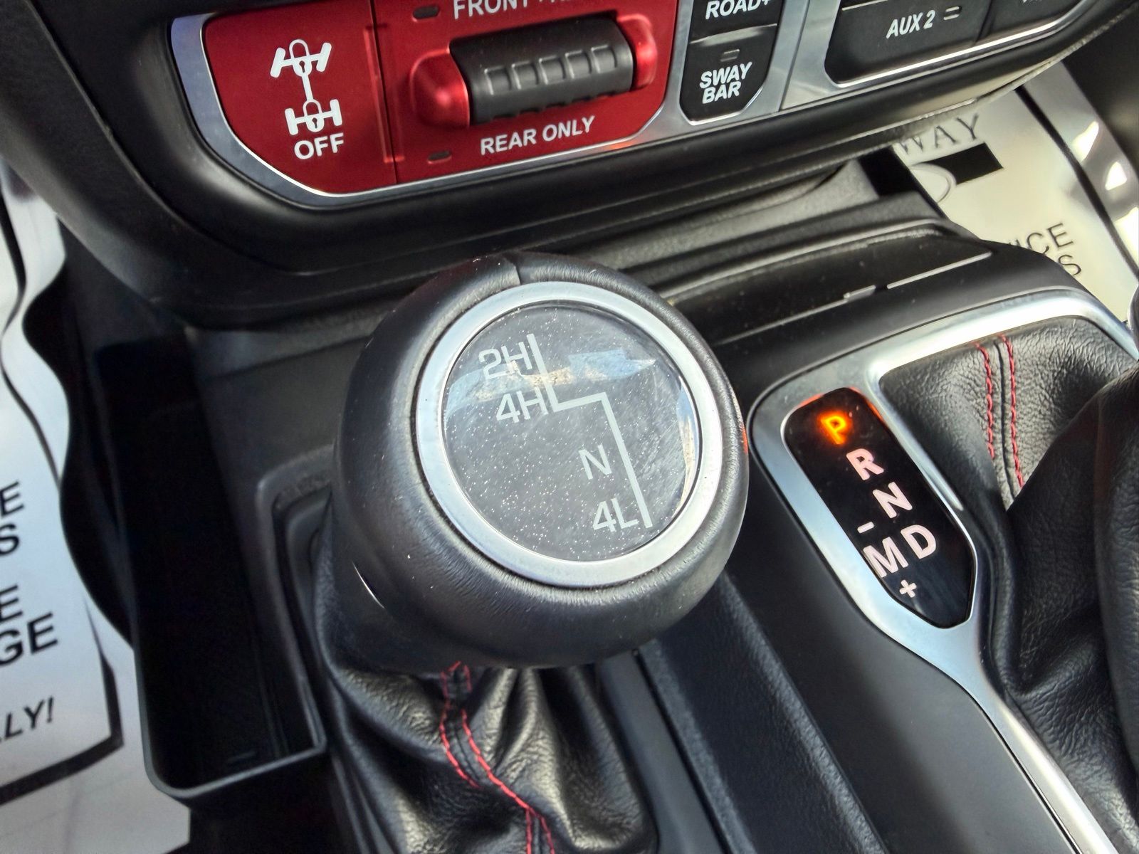2021 Jeep Gladiator image 24