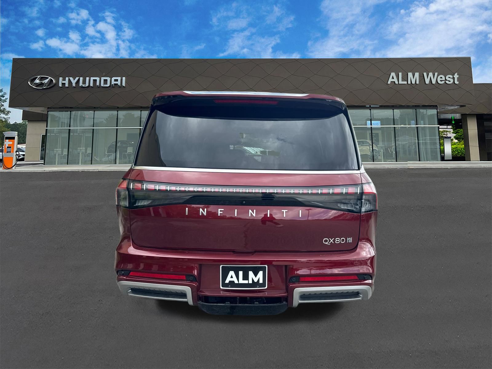 Used 2025 Red INFINITI SENSORY image 6
