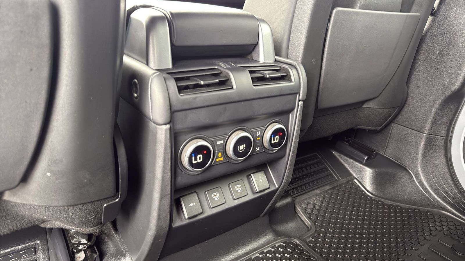 Used Car 2022 Land Rover Defender 110  Xs Edition For Sale Under $60,000 In Austin, Texas