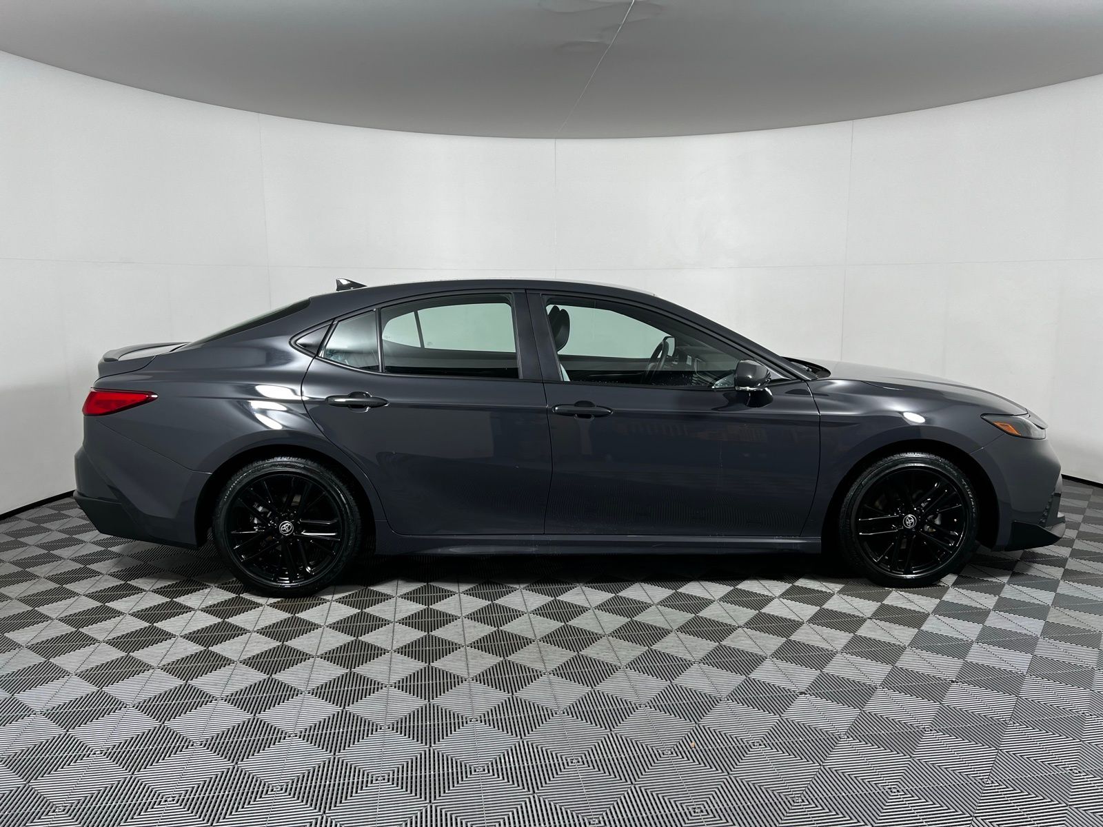 Thumbnail: 2025 Toyota Camry - 4