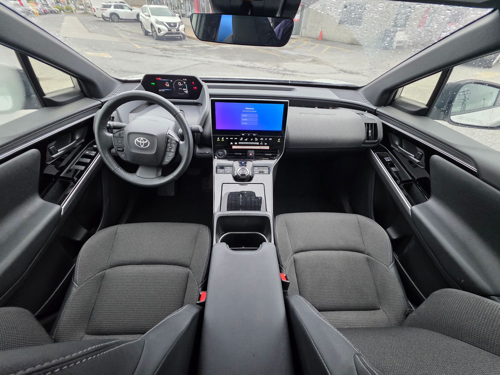 Used 2025 Silver Toyota XLE image 38