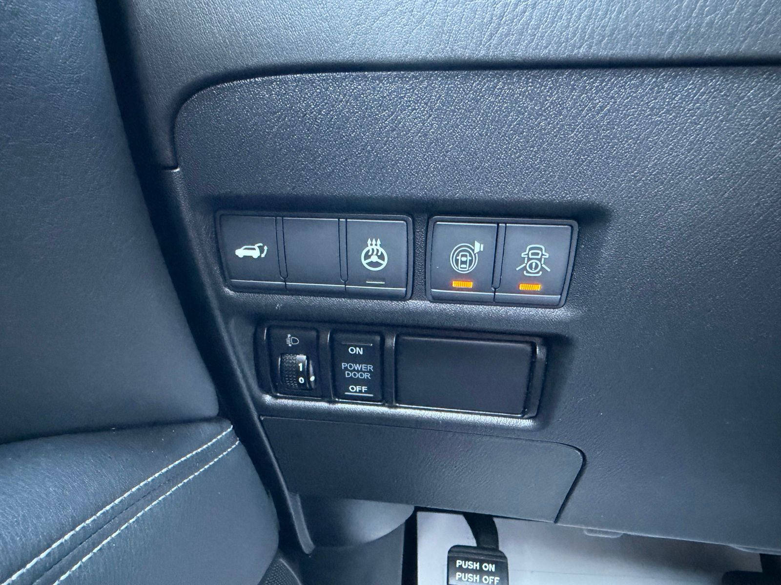 2020 INFINITI QX80 image 27