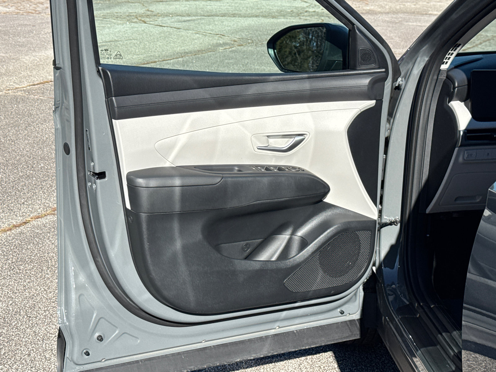 New 2026 Gray Hyundai SE image 11