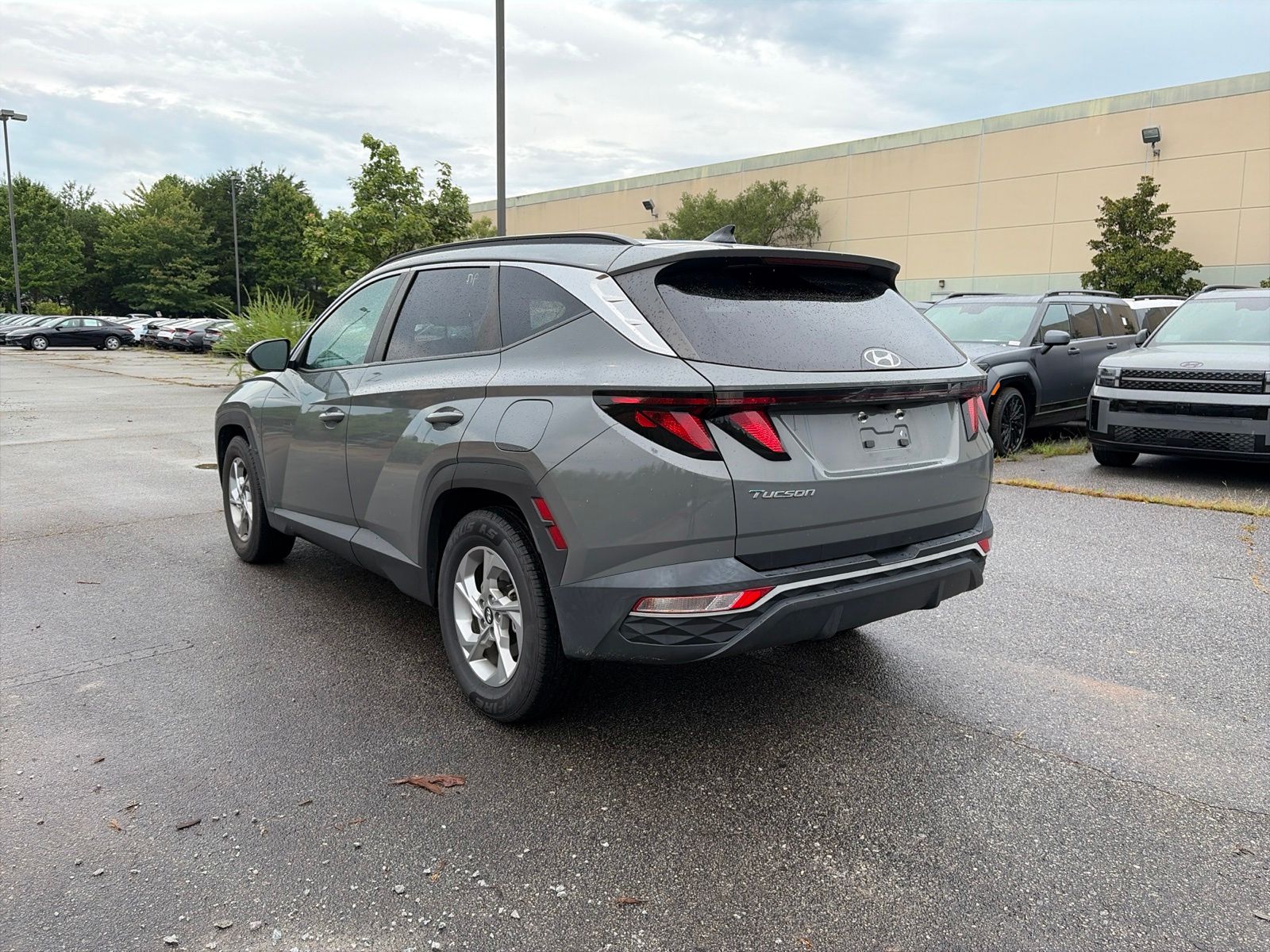 Used 2024 Gray Hyundai SEL image 4