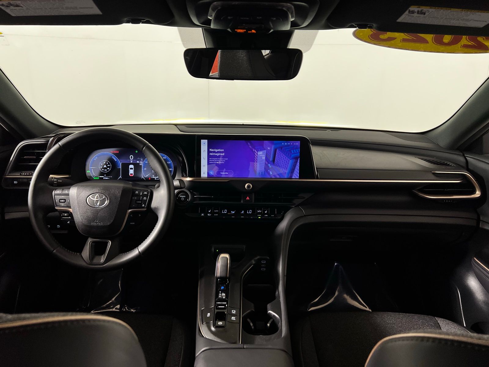 Thumbnail: 2023 Toyota Crown - 23