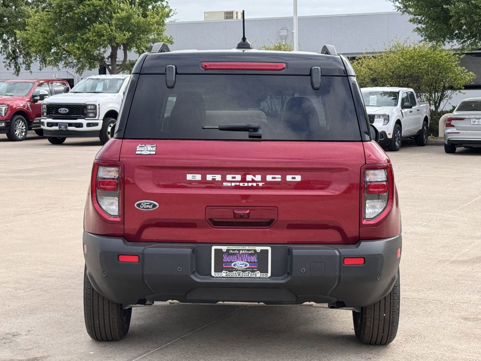 View vehicle photo 5