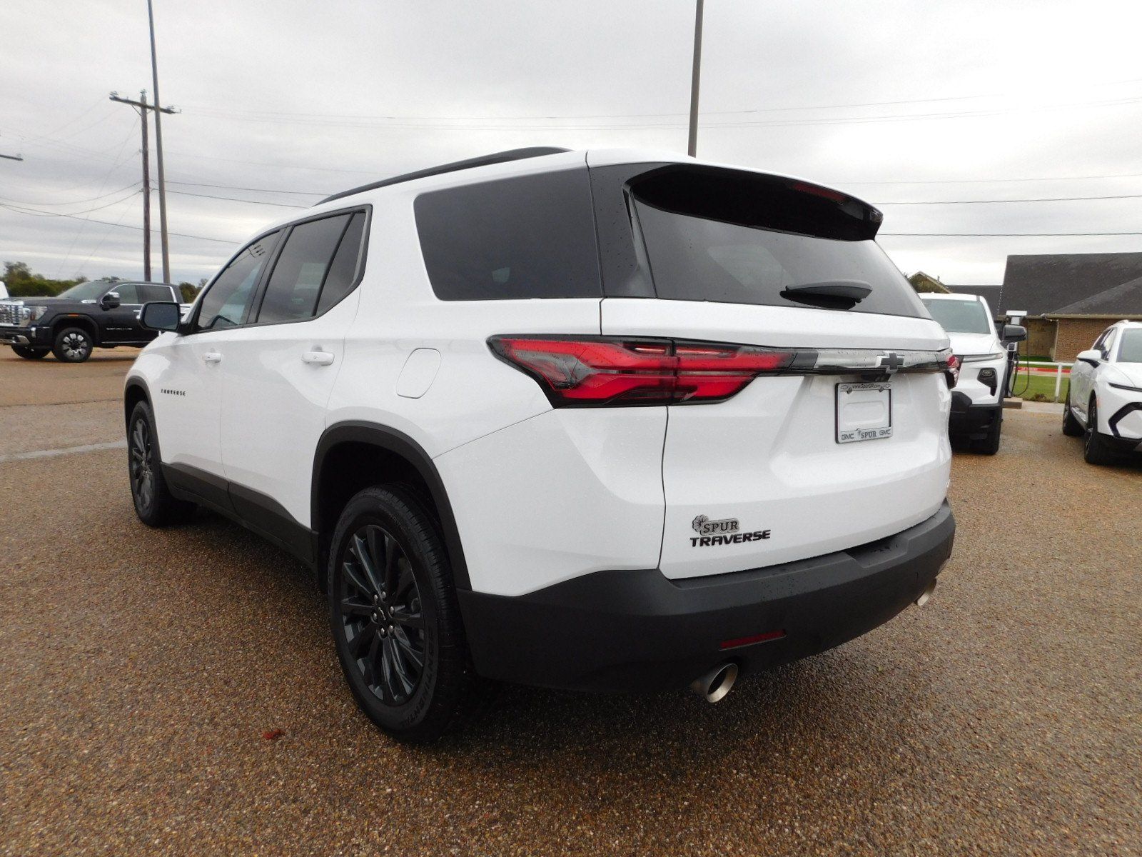 2023 Chevrolet Traverse RS 7