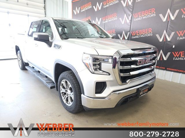 Quicksilver Metallic 2019 GMC Sierra 1500 SLE Crew Cab 4WD Pickup Truck Four-Wheel Drive 8-Speed Automatic