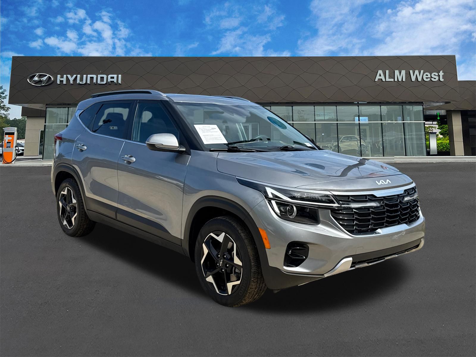 Used 2024 Steel Gray Kia EX image 3