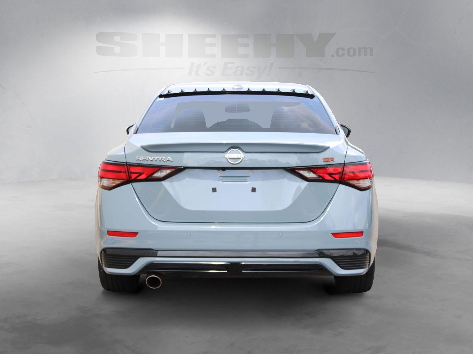Used 2024 Gray Nissan SR image 13
