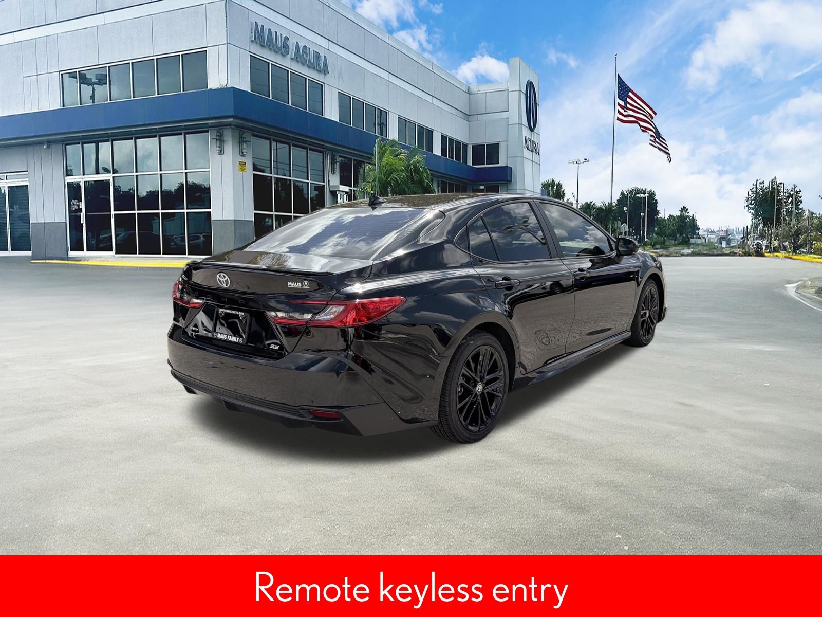 Used 2025 Toyota Camry SE 4D Sedan