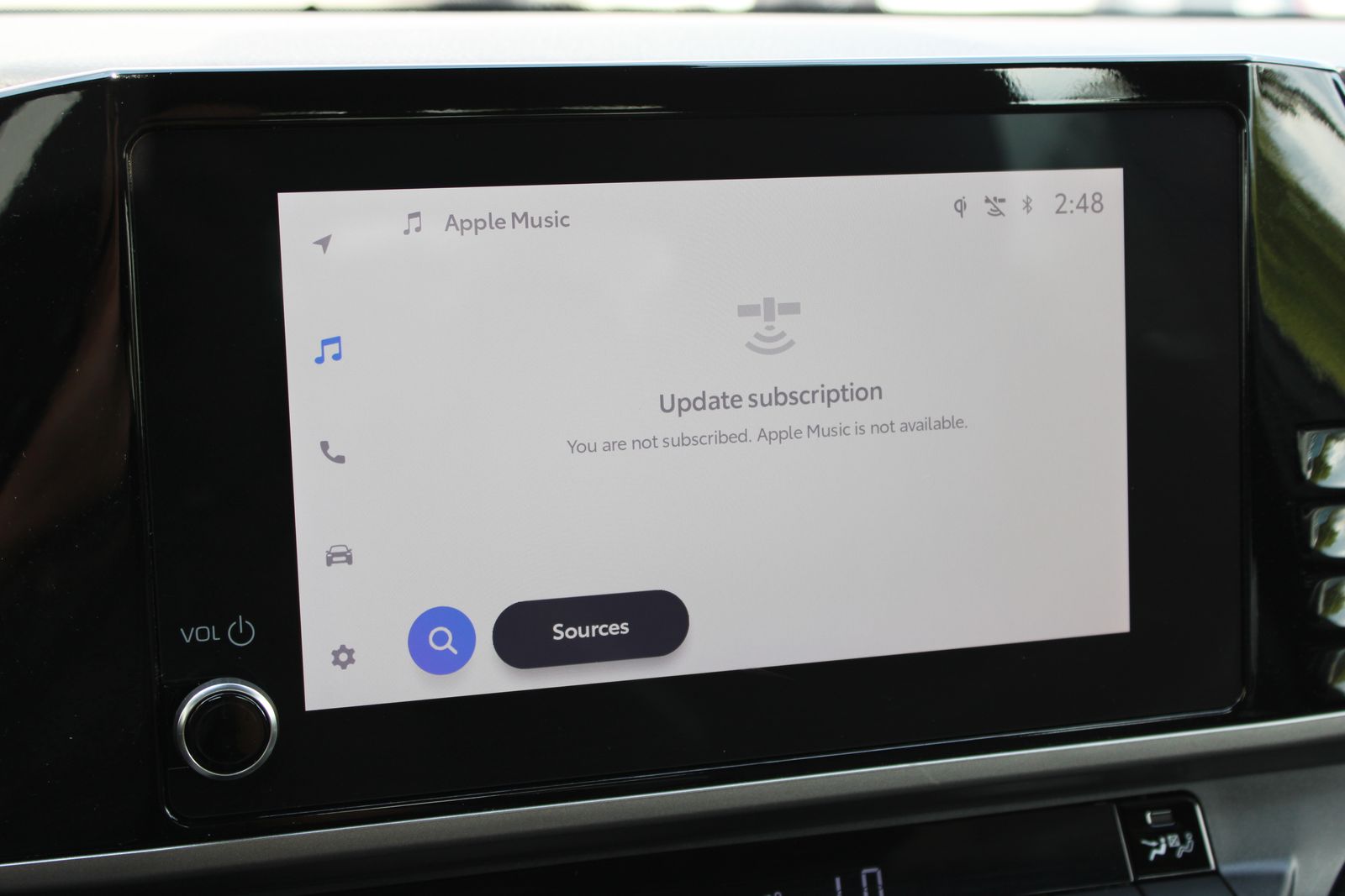 Used 2025  Toyota SE image 21