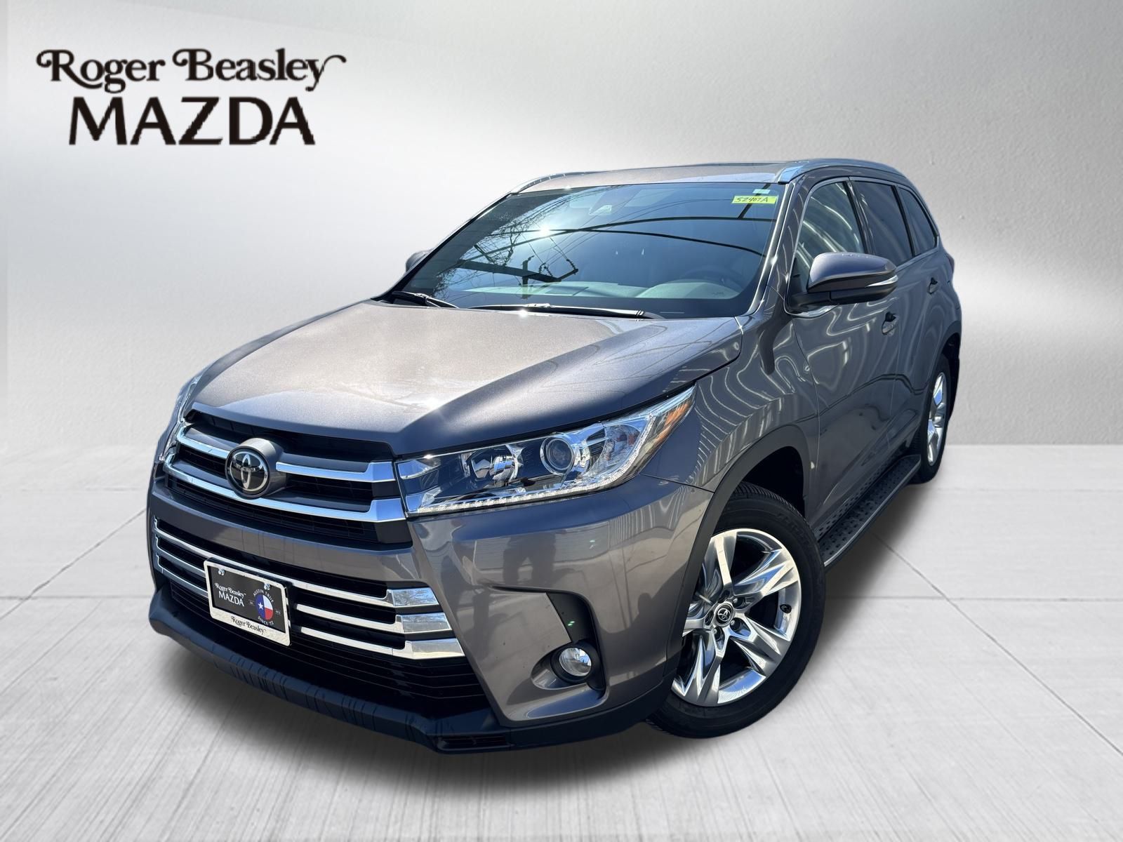 Used Car 2018 Toyota Highlander  For Sale Under $35,000 In Austin, Texas