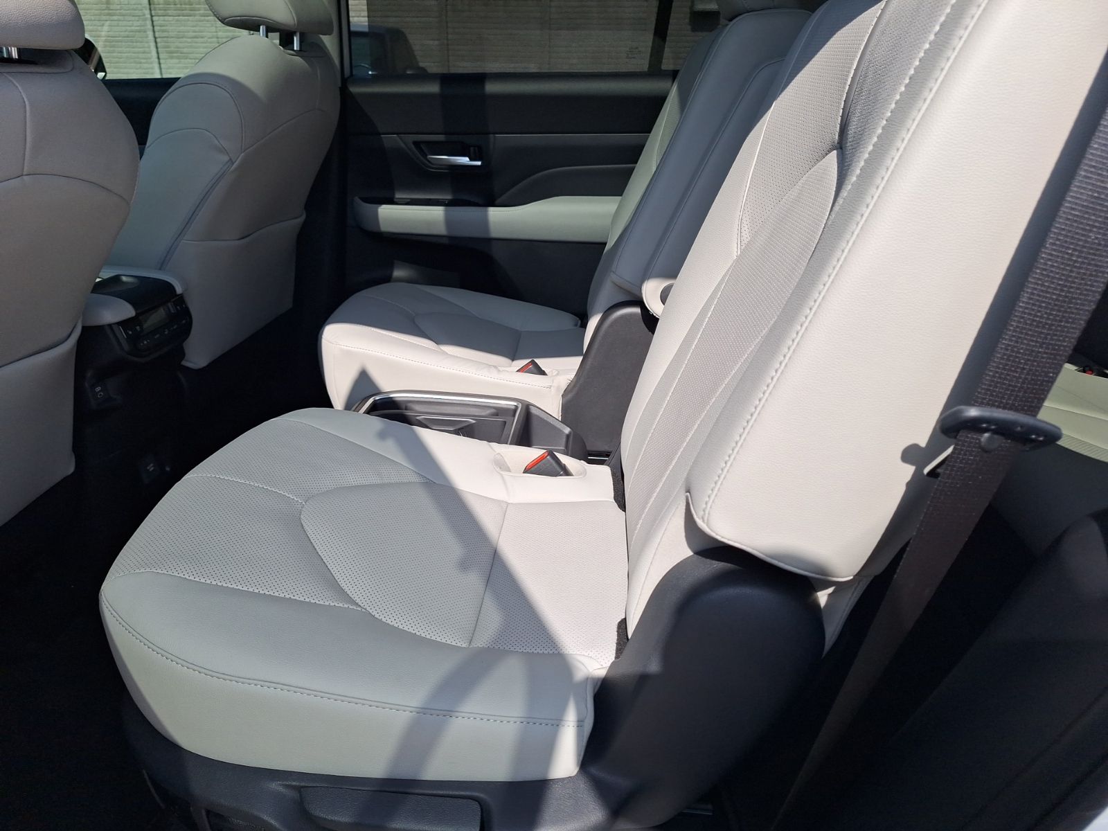 car-gallery-32
