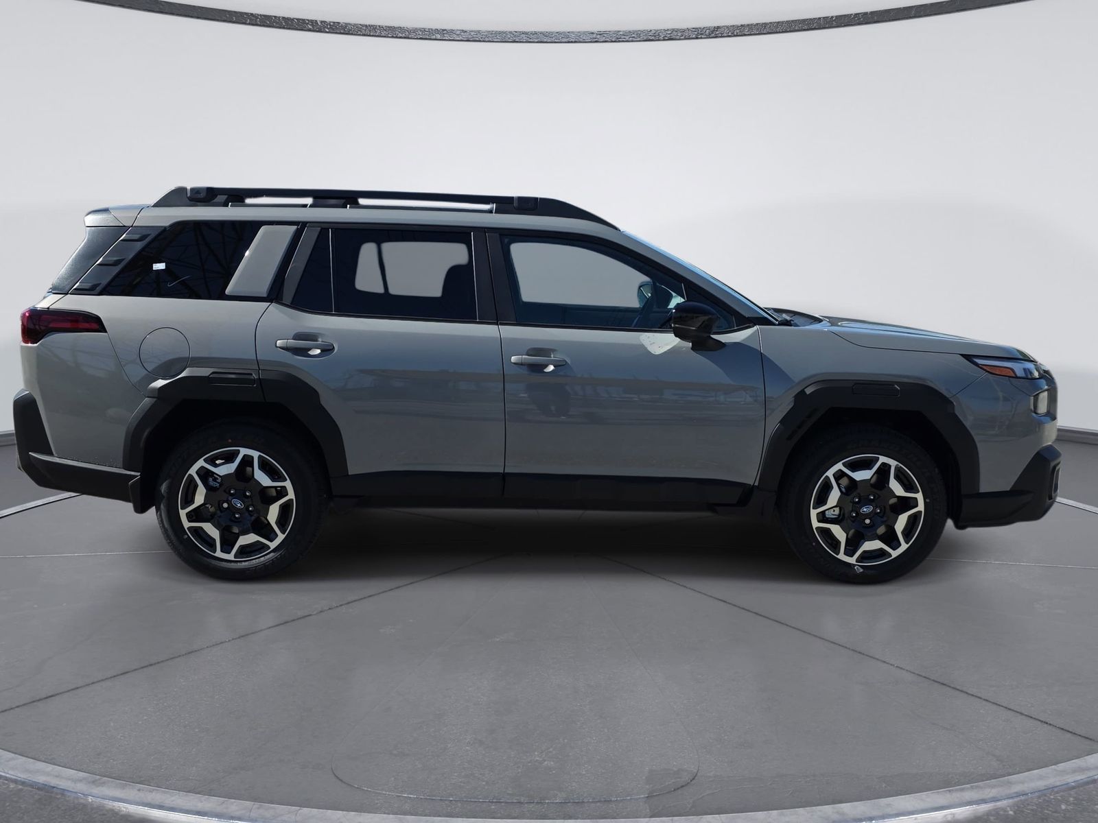 2026 Subaru Outback Touring's photo