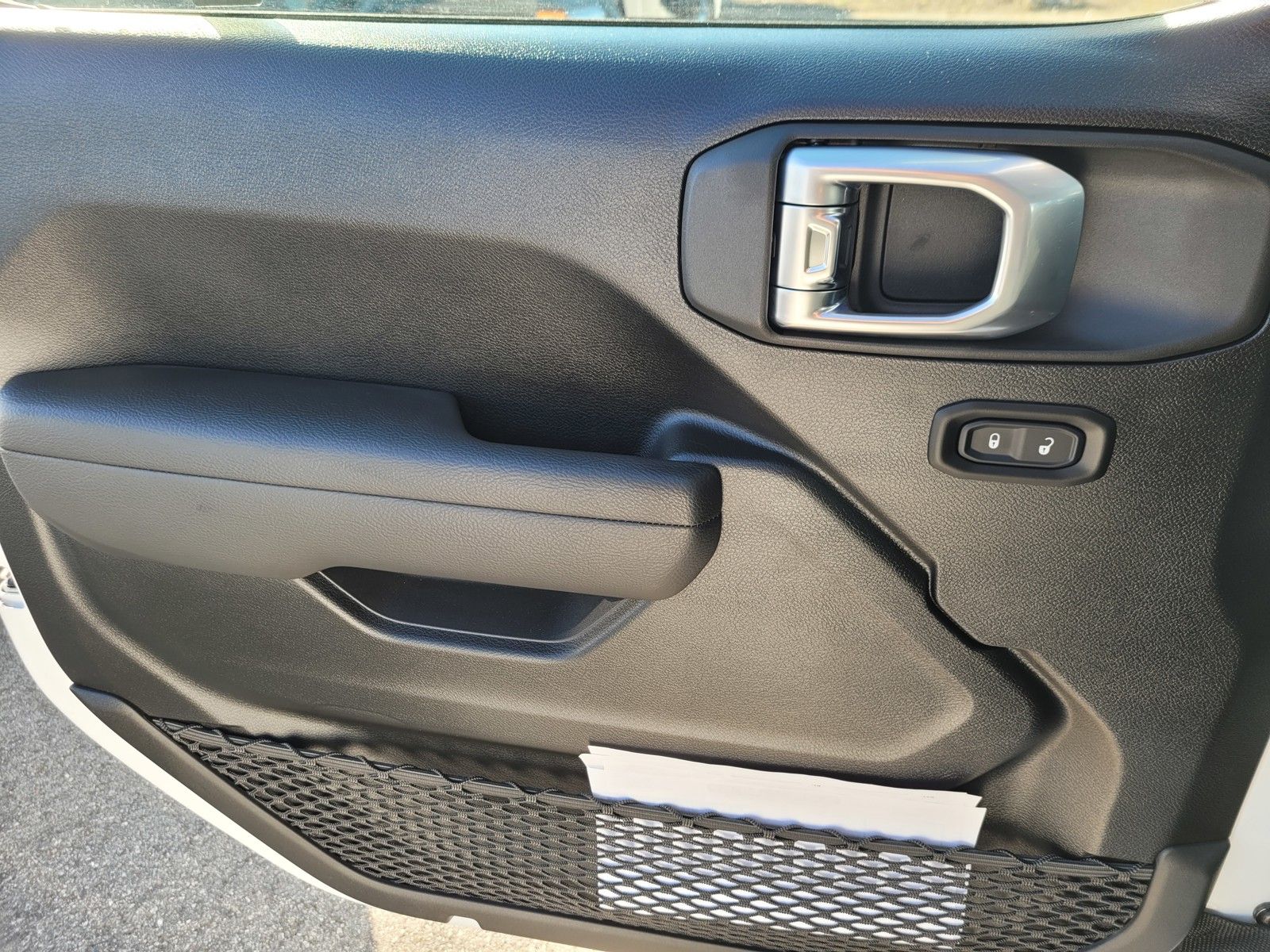 New 2026 White/off-white Jeep Sport image 24